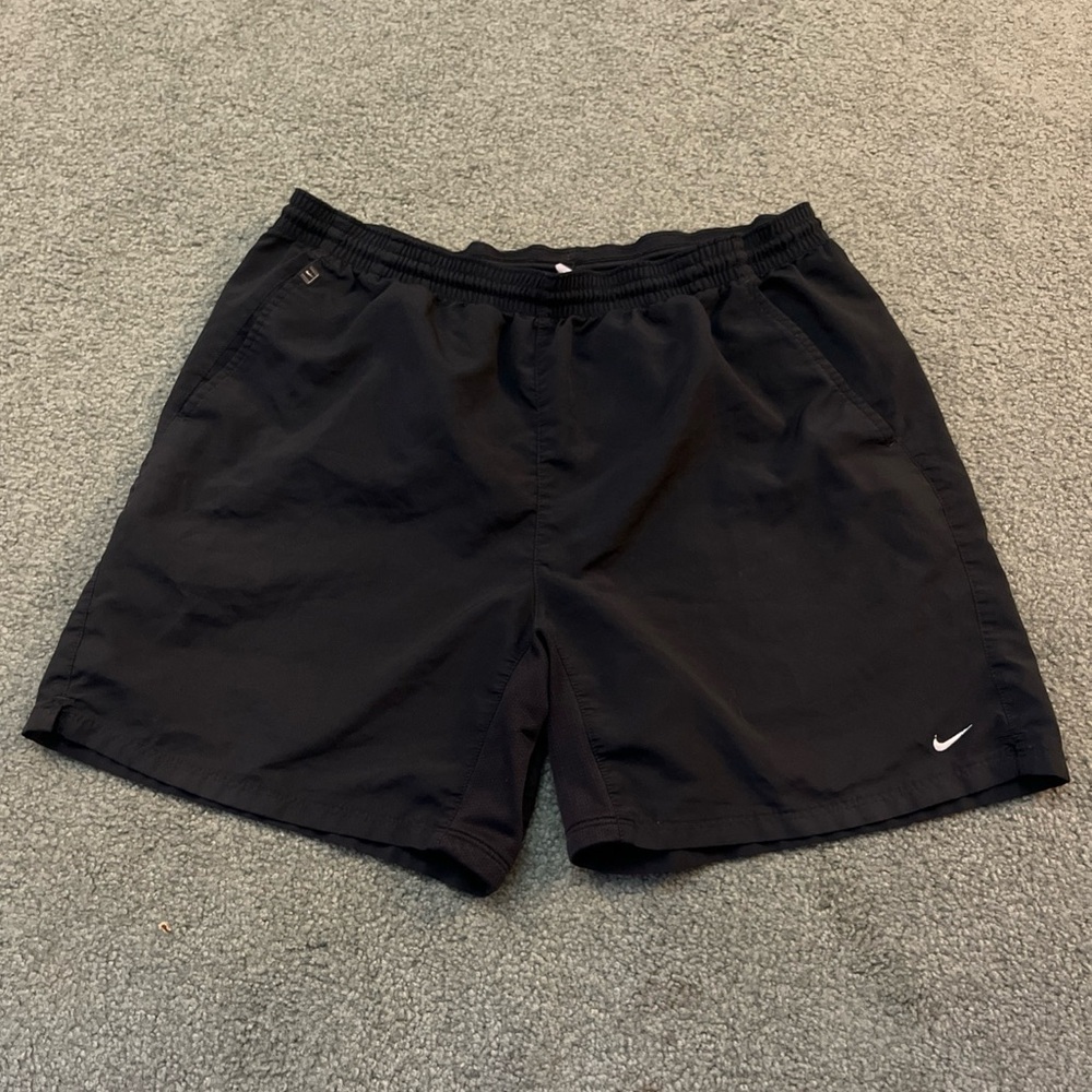 Nike Men’s Shorts Black Size Large vintage